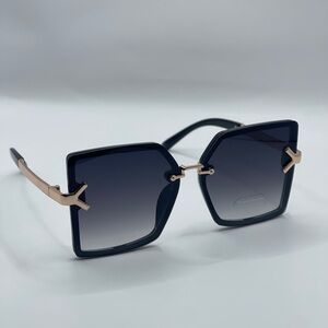 Chic Black and Gold Square Sunglasses